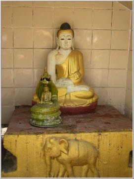 lordbuddhapayamandalay12.jpg