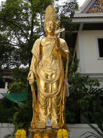 guanyinintemplethailand.jpg